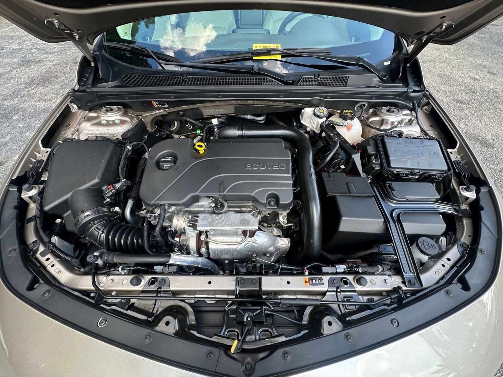 Used 2024 Chevrolet Malibu LT image 32