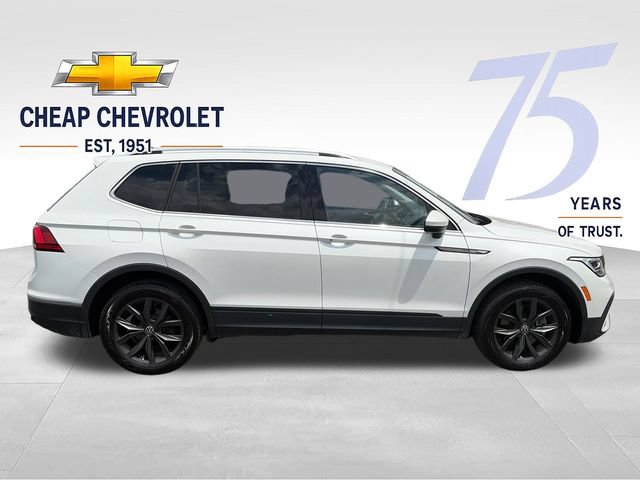 Used 2023 Volkswagen Tiguan SE AWD/4WD image 6