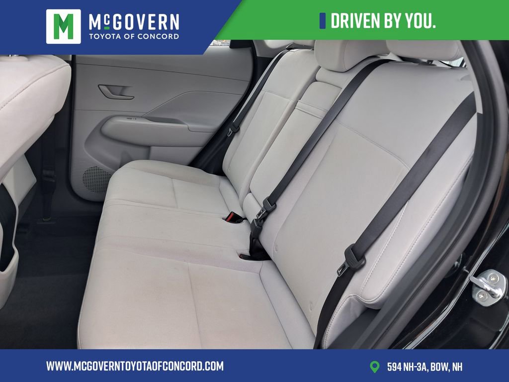 Used 2024 Hyundai Kona SE image 14