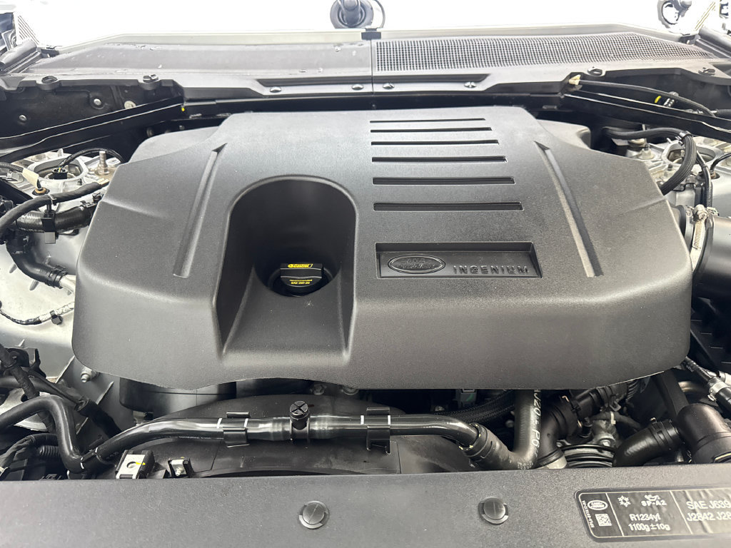 Used 2024 Land Rover Defender 130 S AWD/4WD image 79