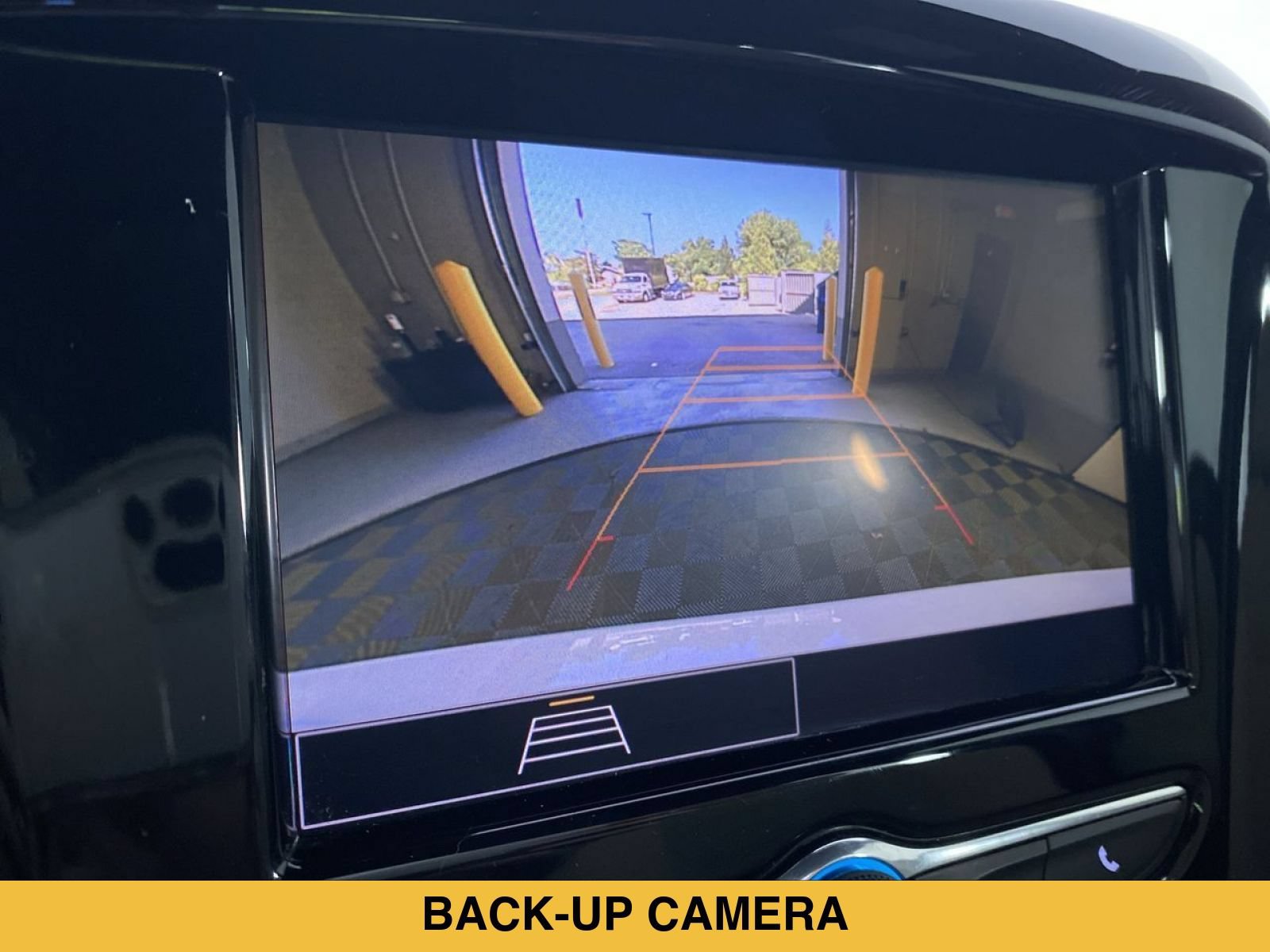Certified 2022 Chevrolet Traverse LS FWD image 6