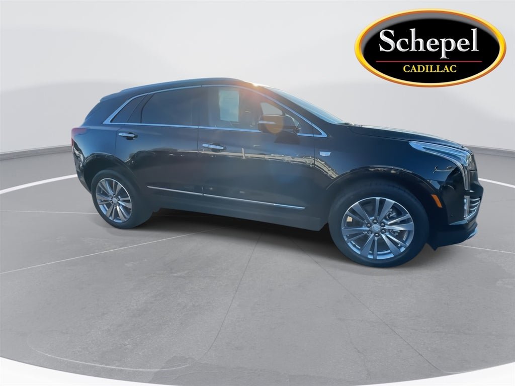 Certified 2025 Cadillac XT5 Premium Luxury w/ Technology Package AWD/4WD image 9