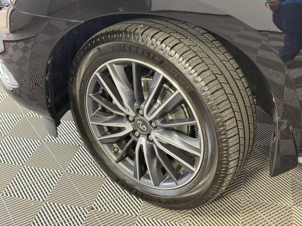 Used 2017 INFINITI QX60 Luxe w/ Deluxe Technology Package AWD/4WD image 17