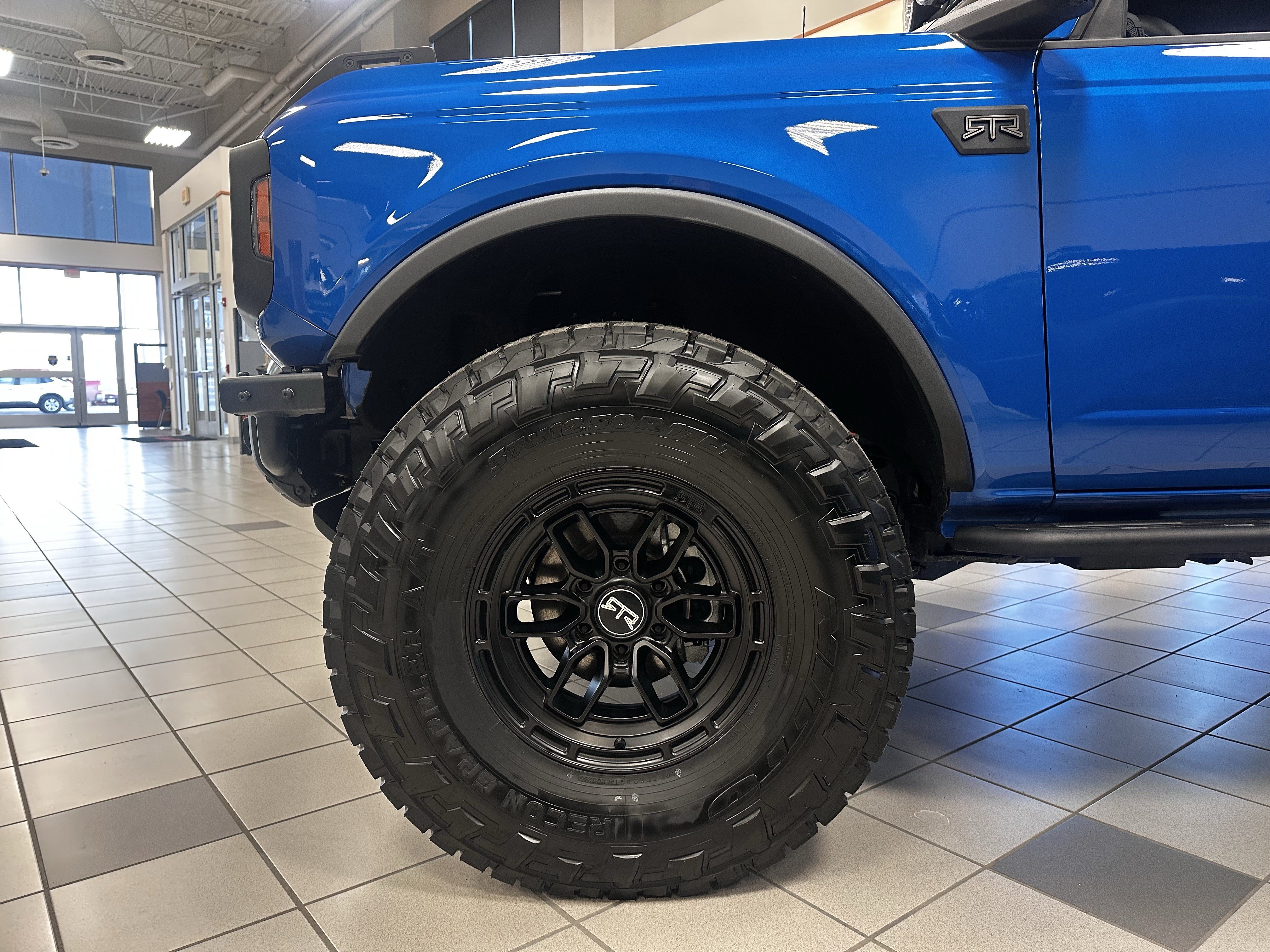 New 2025 Ford Bronco Badlands AWD/4WD image 7