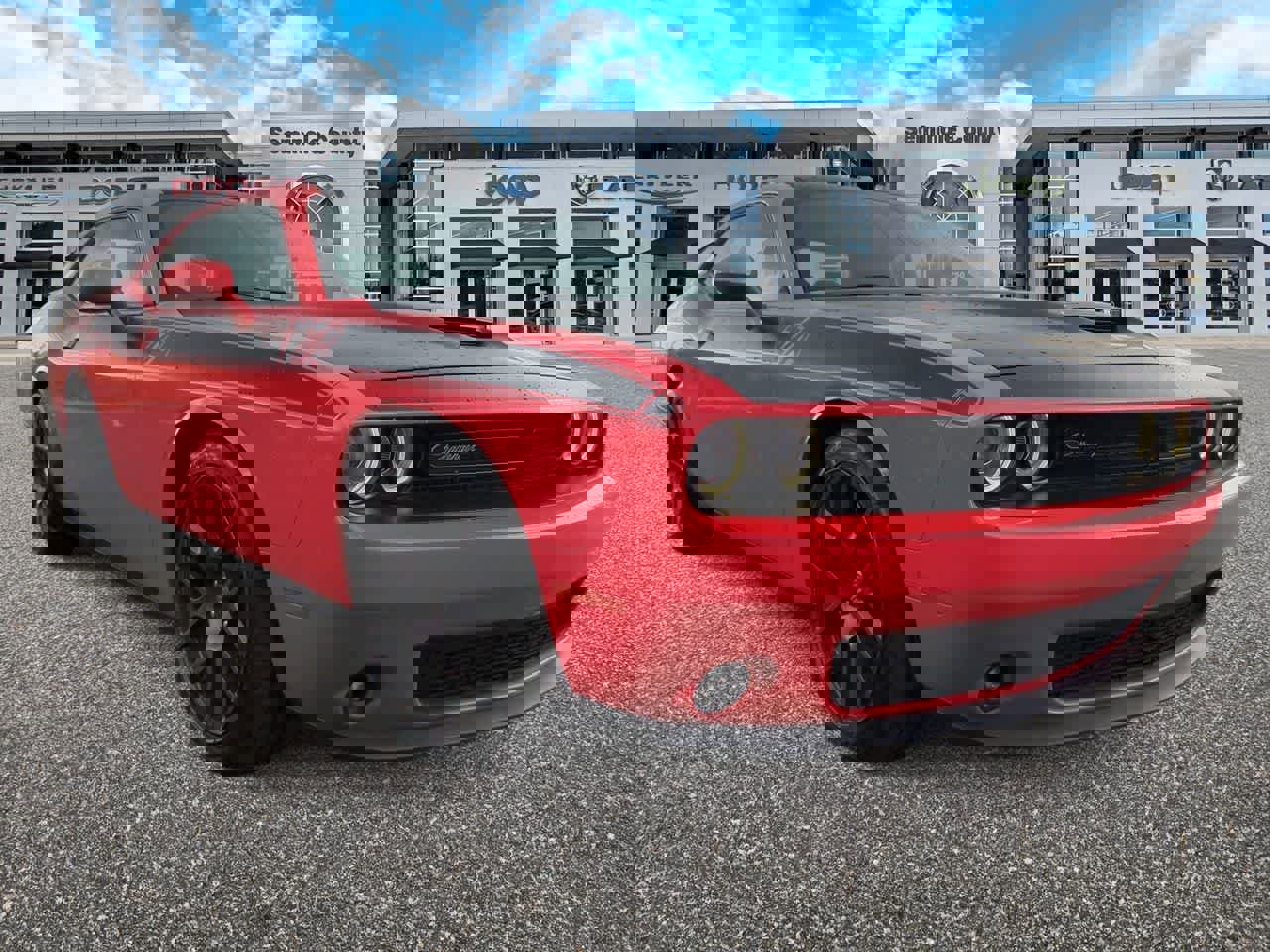 Used 2017 Dodge Challenger R/T w/ Quick Order Package 22P T/A image 2