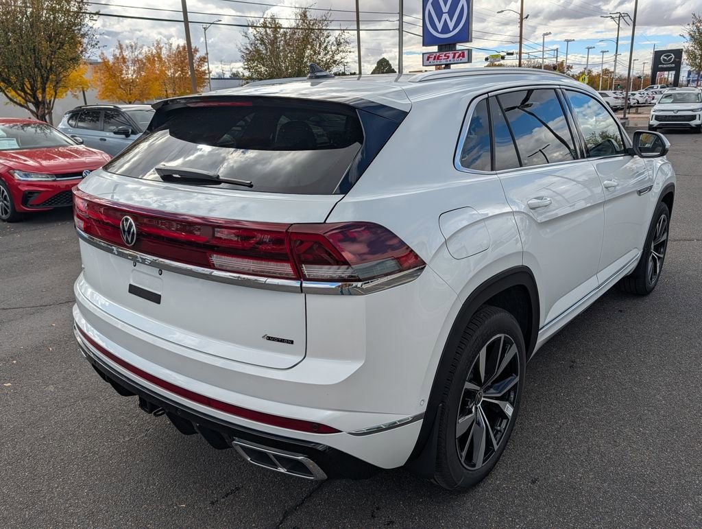 New 2026 Volkswagen Atlas Cross Sport SEL Premium R-Line image 5
