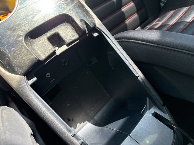 Used 2015 Ford Fusion SE w/ Equipment Group 201A image 27