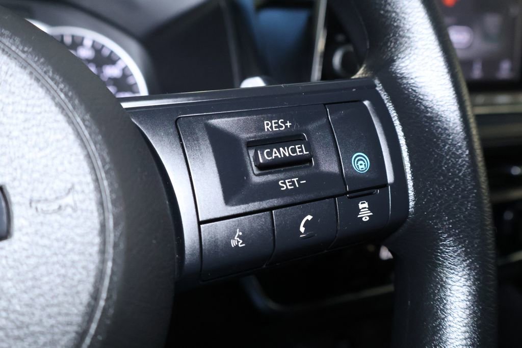 Used 2024 Nissan Rogue SV image 22