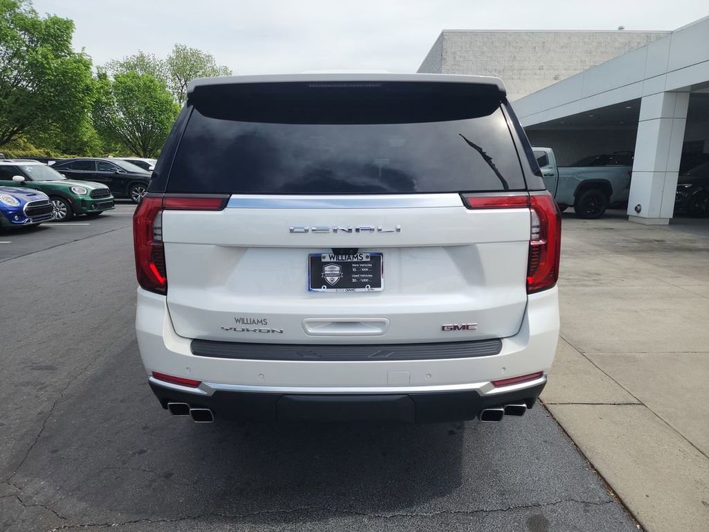 Used 2025 GMC Yukon Denali w/ Denali Reserve Package AWD/4WD image 7