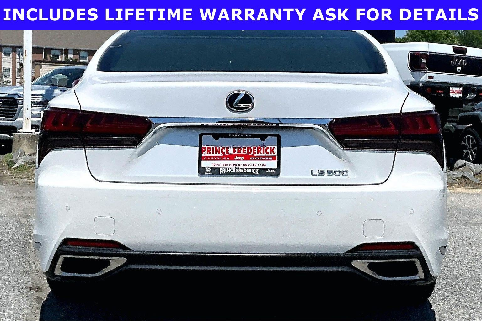 Used 2022 Lexus LS 500 w/ Accessory Package (Z2) RWD image 4