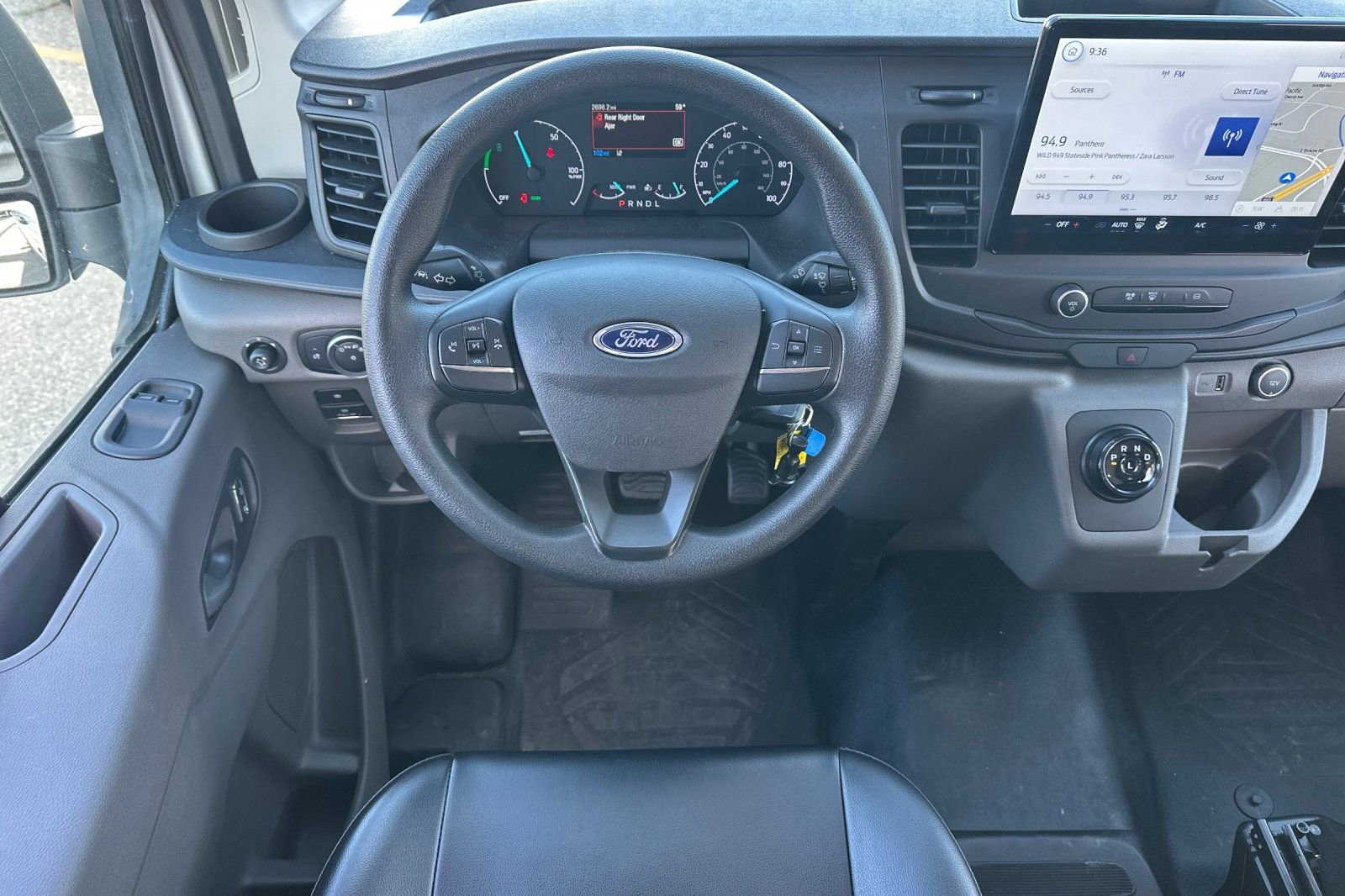 Used 2022 Ford E-Transit Low Roof image 15