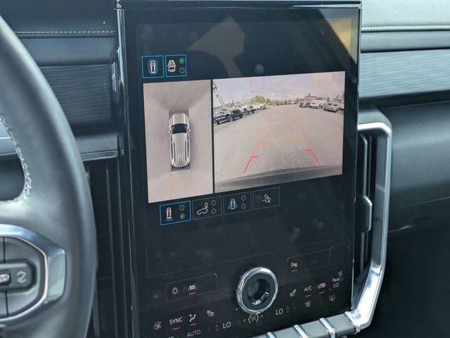 Used 2025 GMC Acadia Elevation image 21