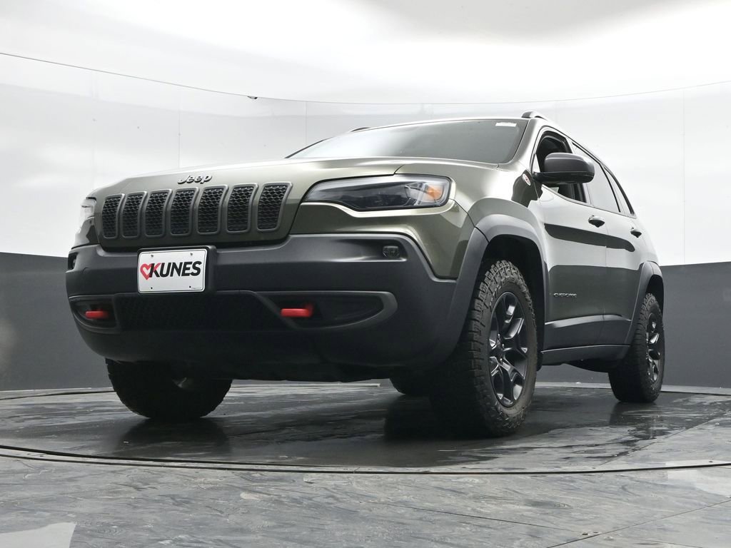 Used 2020 Jeep Cherokee Trailhawk w/ Comfort/Convenience Group image 46