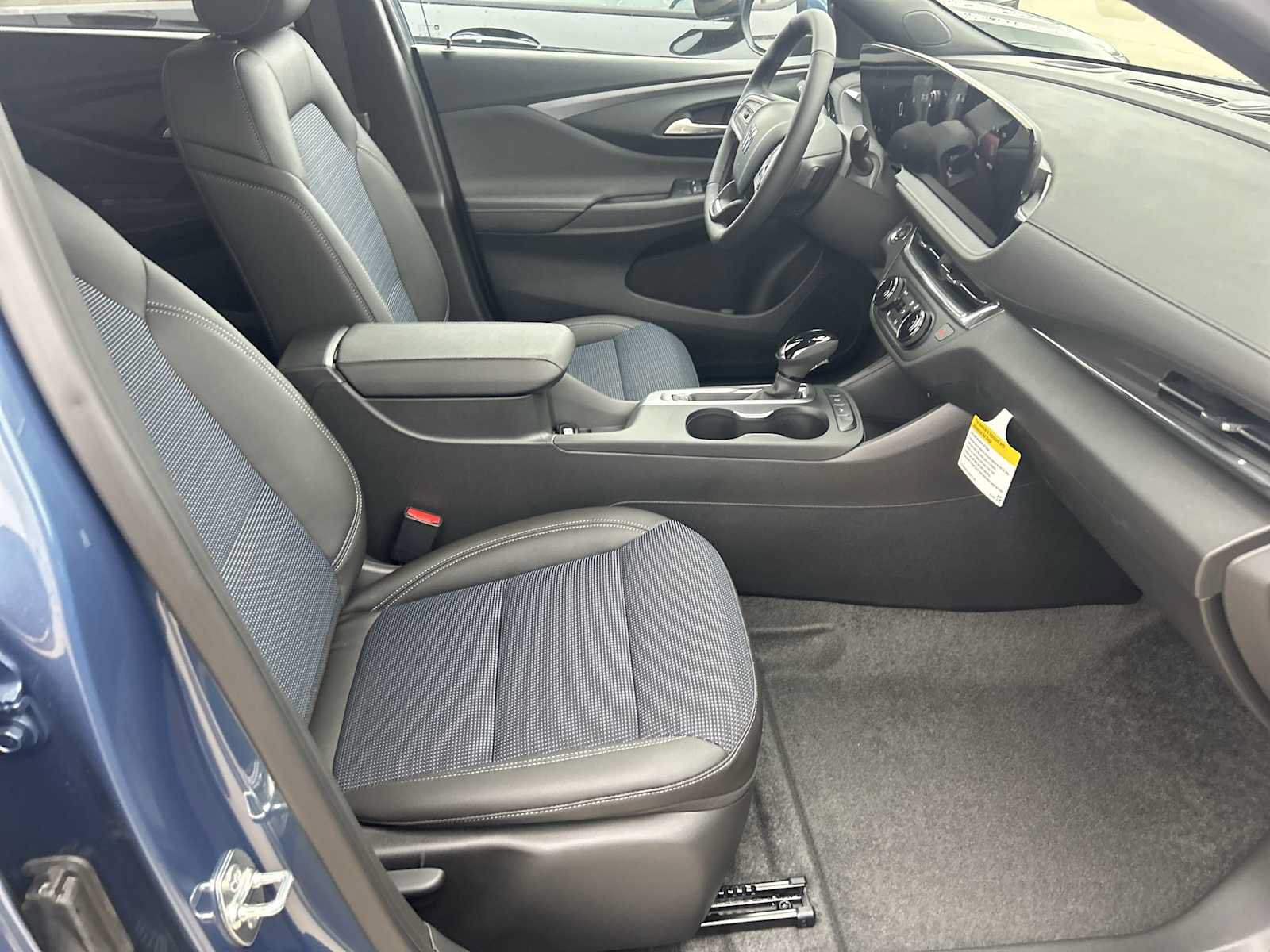 New 2026 Buick Envista Sport Touring w/ Convenience I Package FWD image 27