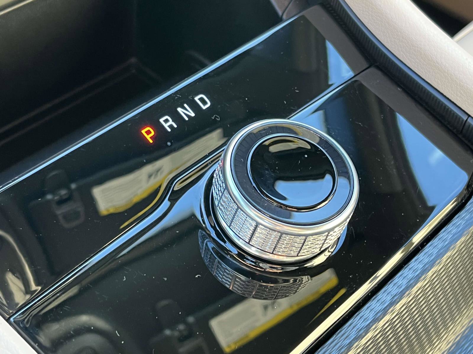 Used 2025 Jeep Grand Cherokee Limited image 36