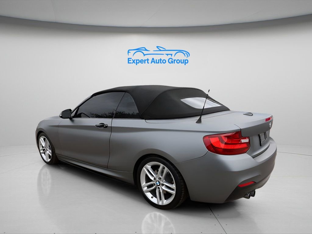 Used 2017 BMW 230i Convertible RWD image 7