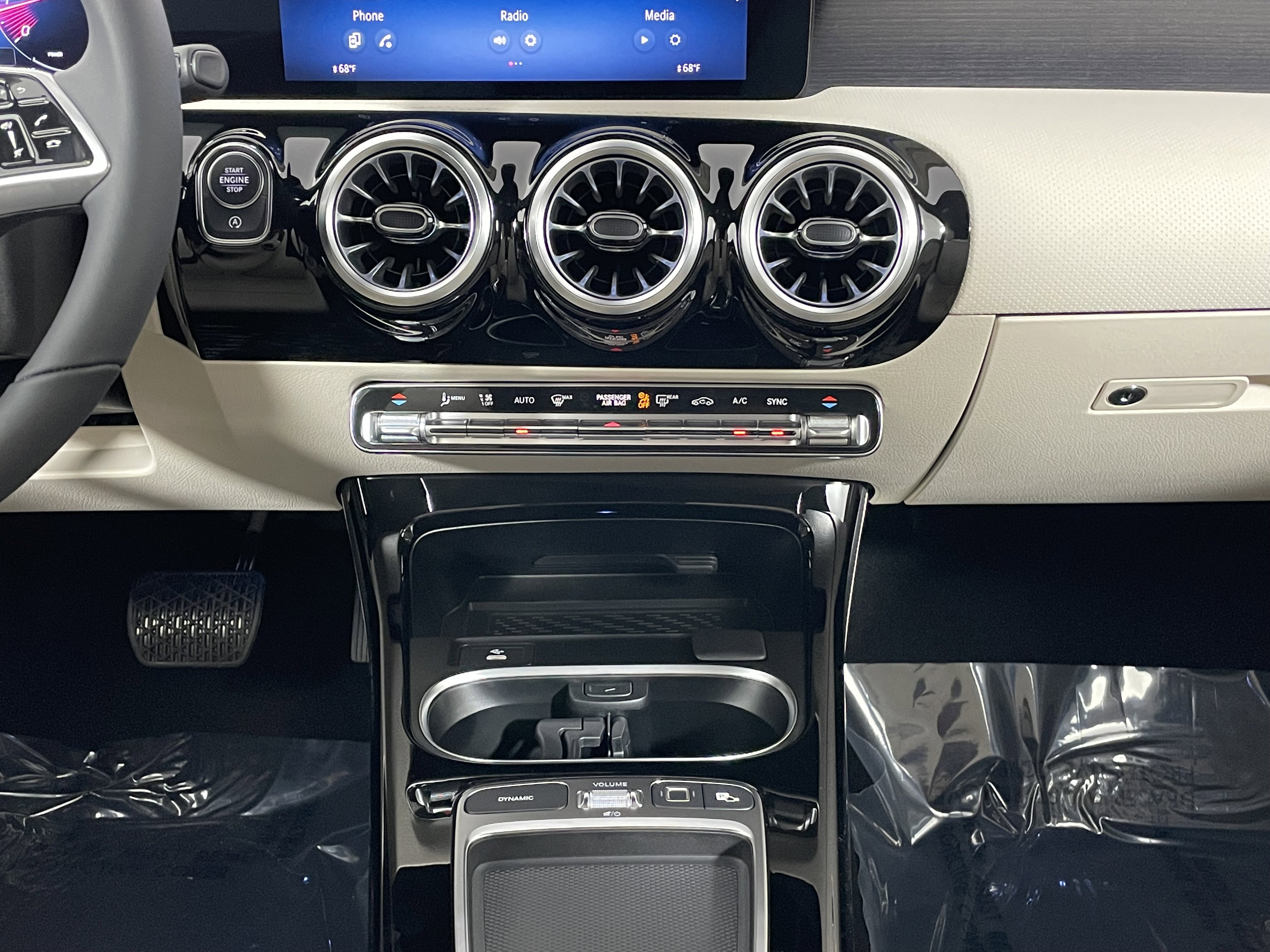 New 2026 Mercedes-Benz CLA 250 image 18