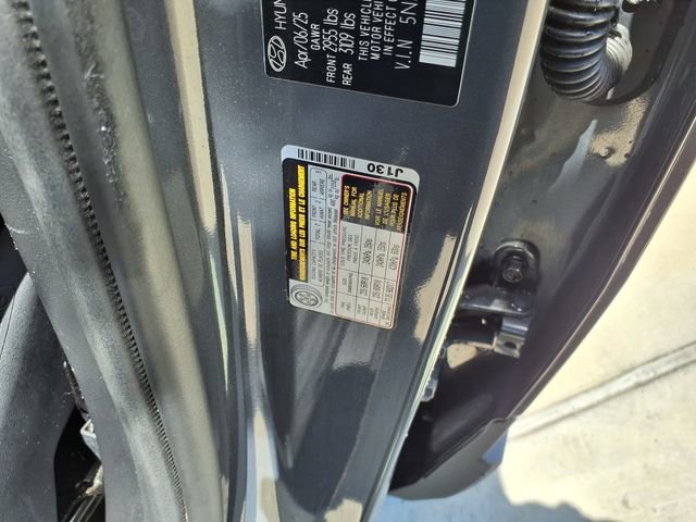 Used 2025 Hyundai Santa Fe SEL FWD image 34