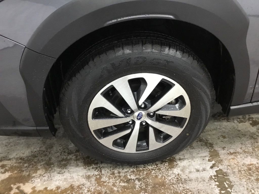 Used 2024 Subaru Outback Premium image 4