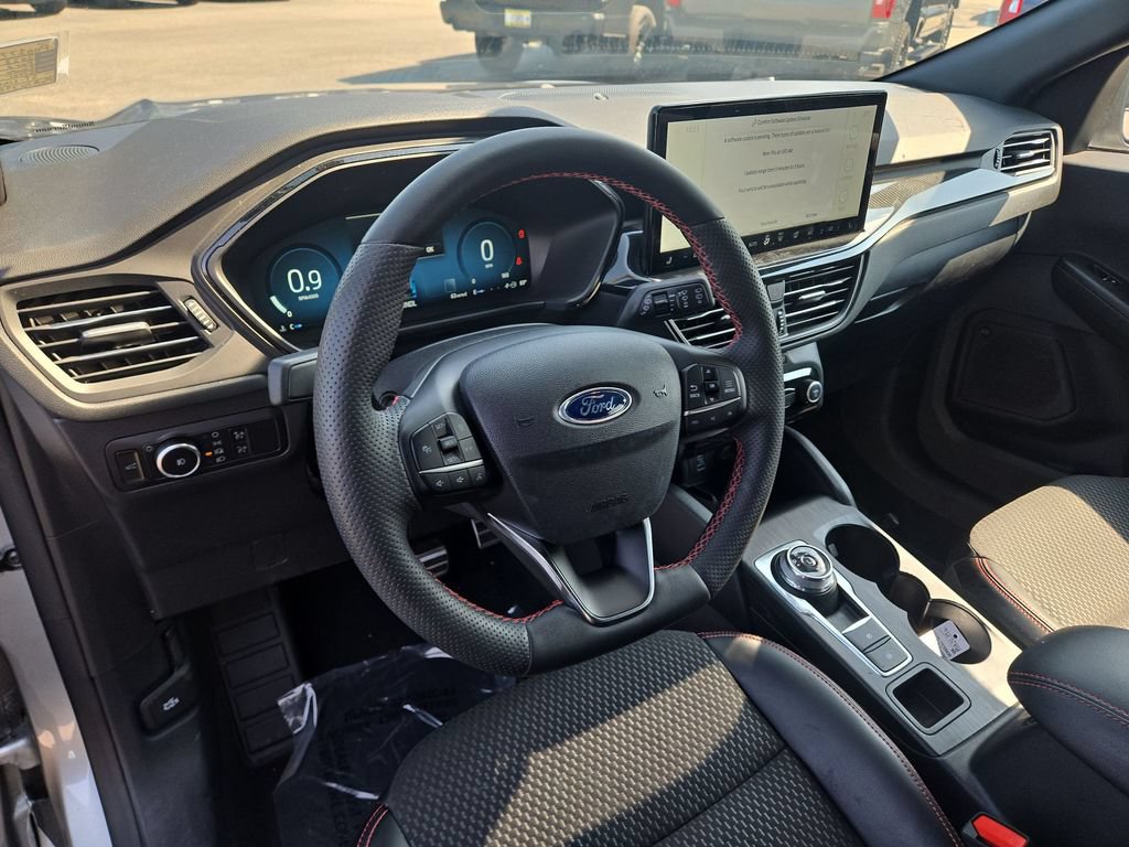 Used 2023 Ford Escape ST-Line Select w/ Tech Pack #2 AWD/4WD image 7