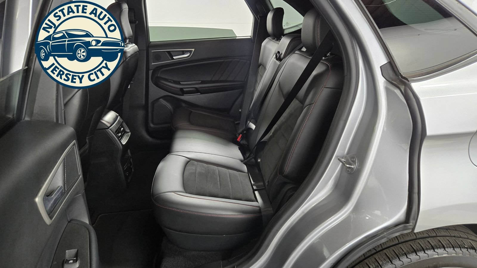 Used 2022 Ford Edge ST-Line AWD/4WD image 27