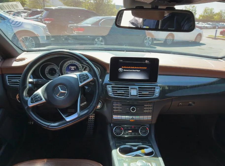 Used 2017 Mercedes-Benz CLS 550 4MATIC image 4