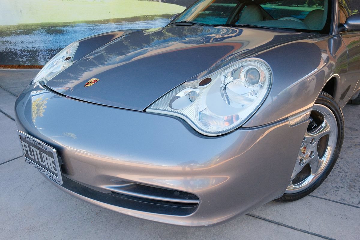 Used 2004 Porsche 911 Carrera RWD image 7