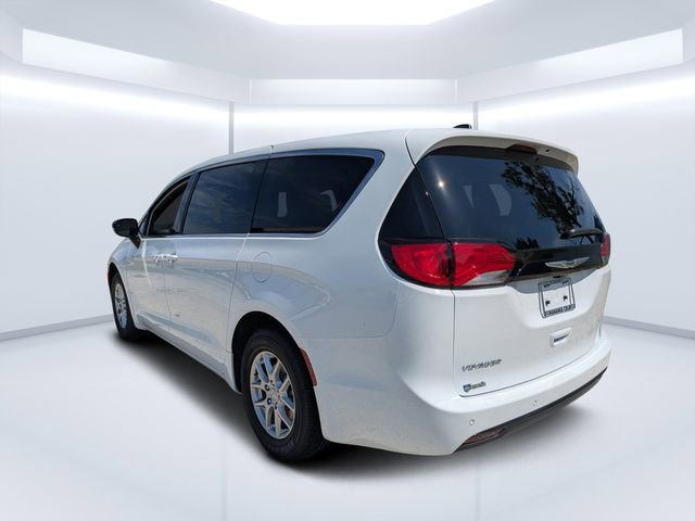 New 2025 Chrysler Voyager LX image 5