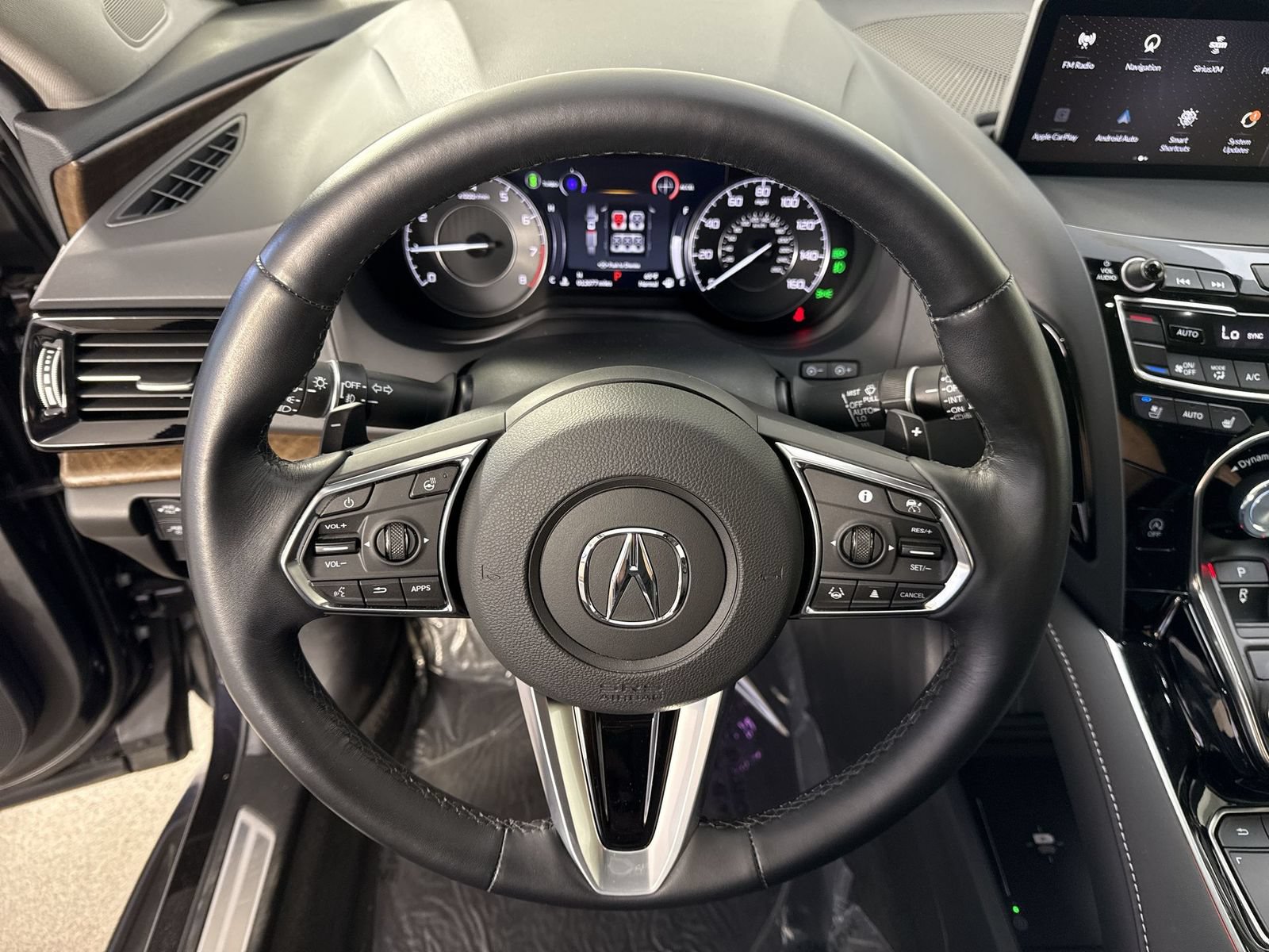 Certified 2024 Acura RDX SH-AWD w/ Advance Package image 11