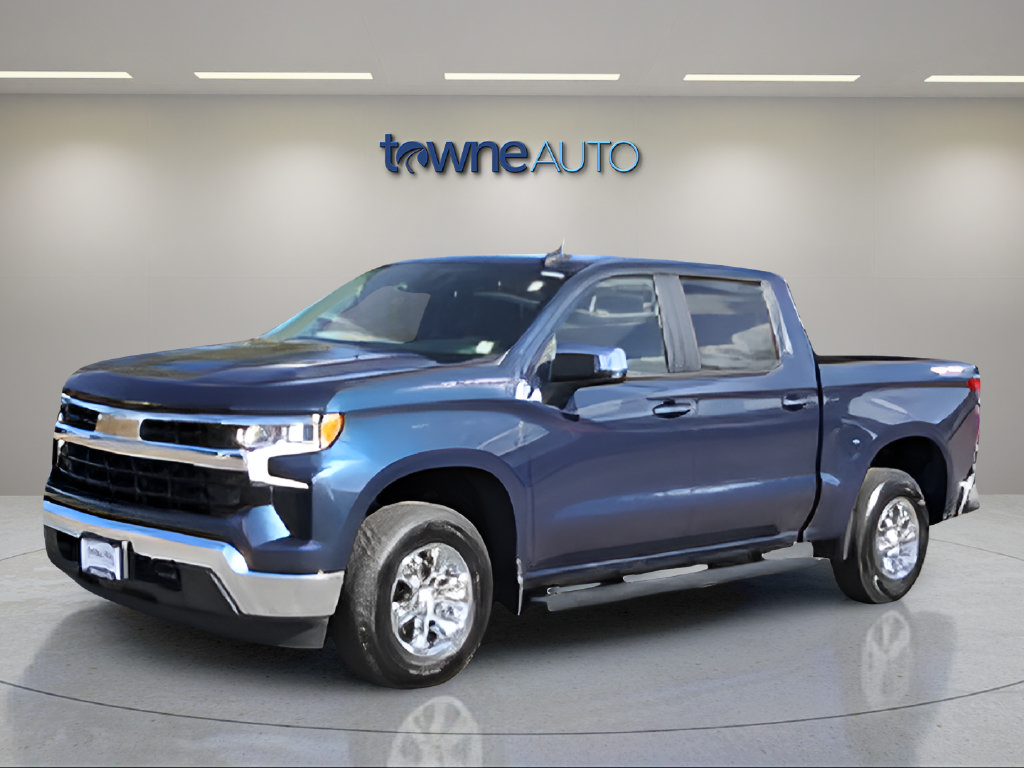 Used 2022 Chevrolet Silverado 1500 LT w/ Convenience Package II AWD/4WD image 3