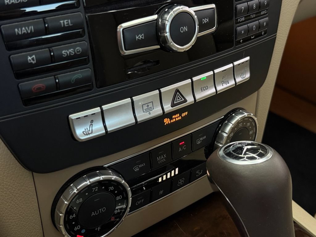 Used 2013 Mercedes-Benz C 350 Sport image 23