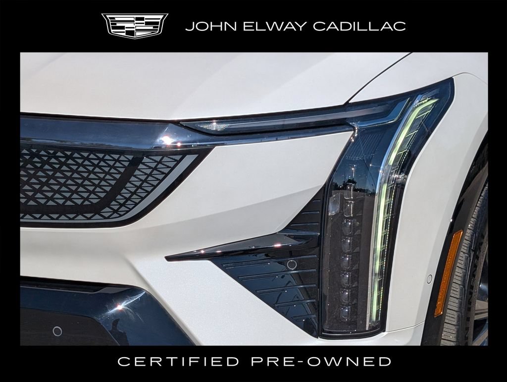 Certified 2025 Cadillac Optiq Sport 2 AWD/4WD image 8