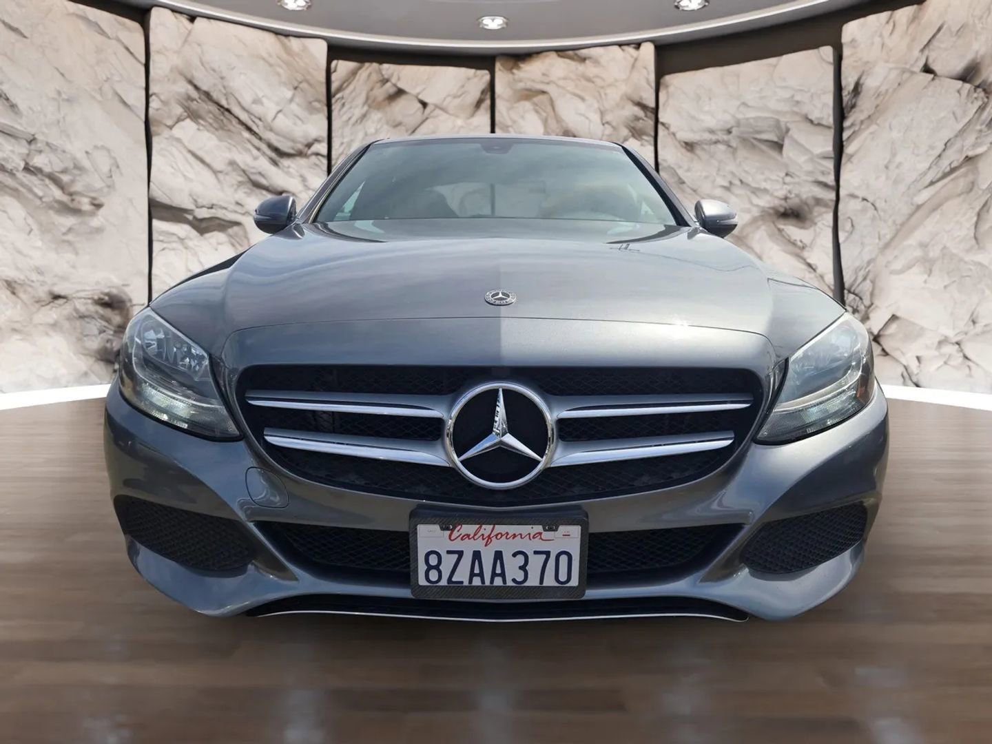 Used 2018 Mercedes-Benz C 300 Sedan image 2