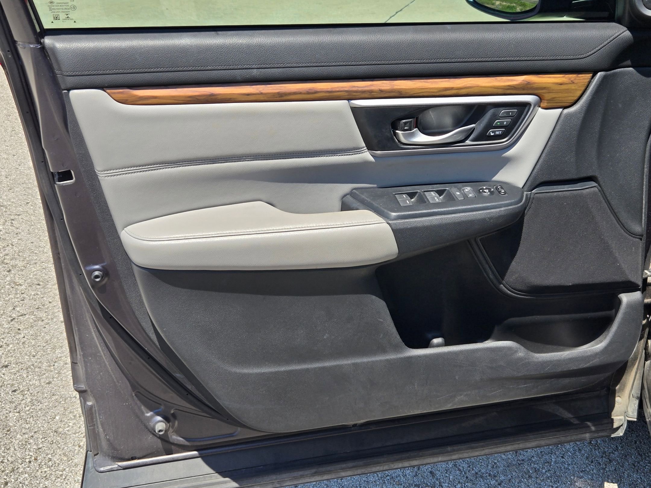 Used 2017 Honda CR-V EX-L image 10