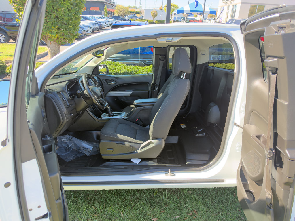 Used 2022 Chevrolet Colorado LT w/ Fleet Safety Package RWD image 14