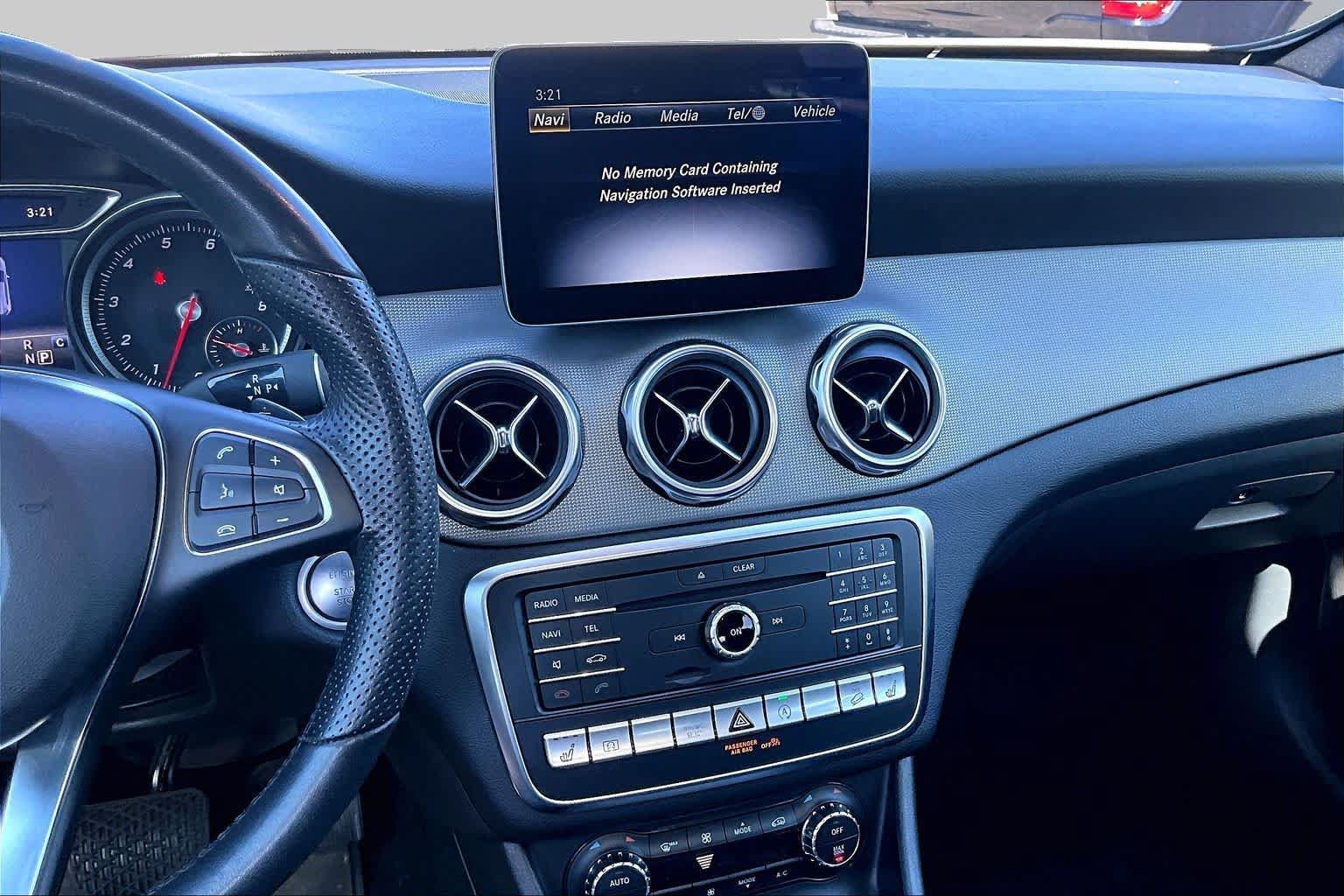 Used 2020 Mercedes-Benz GLA 250 4MATIC image 7