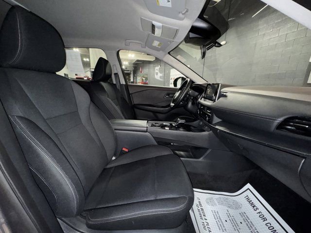 Used 2023 Nissan Rogue S AWD/4WD image 7