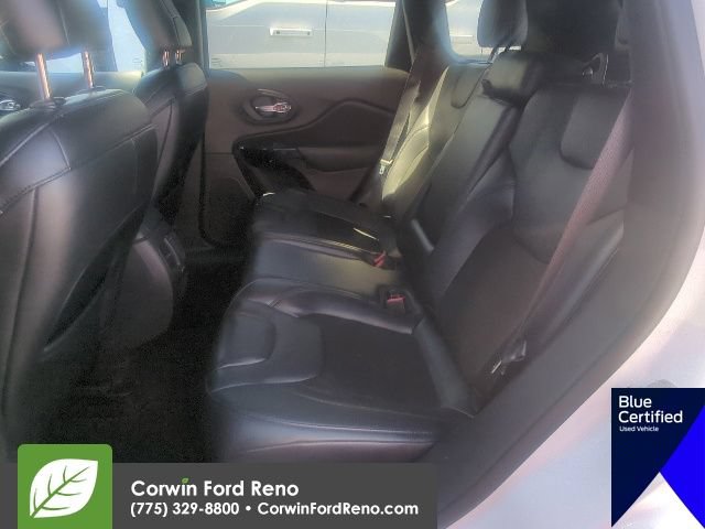 Used 2020 Jeep Cherokee Latitude Plus AWD/4WD image 11