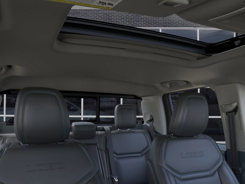 New 2025 Ford Maverick Lobo image 12