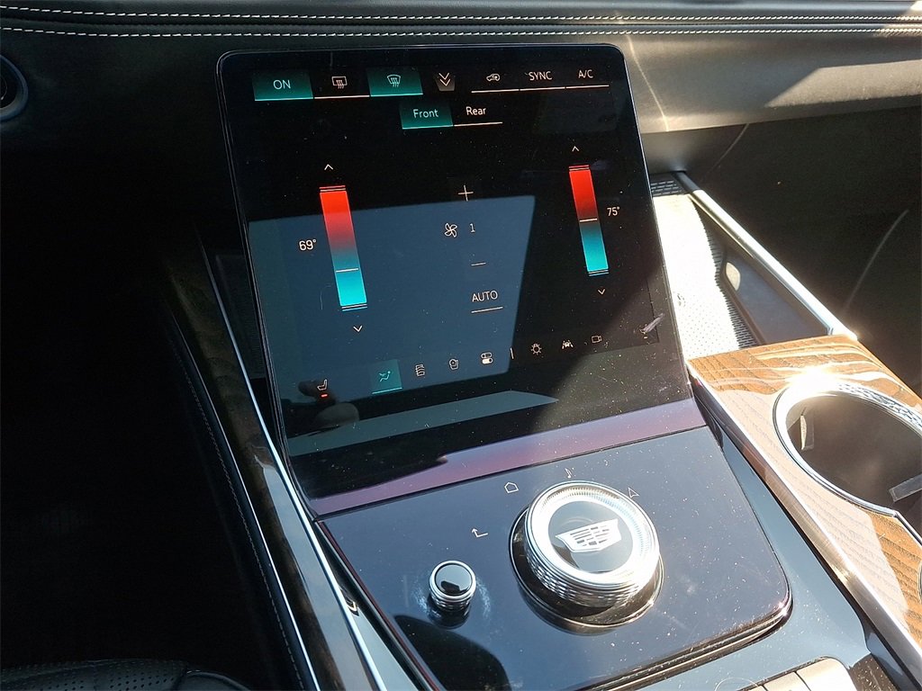 Used 2025 Cadillac Escalade Sport Platinum image 19