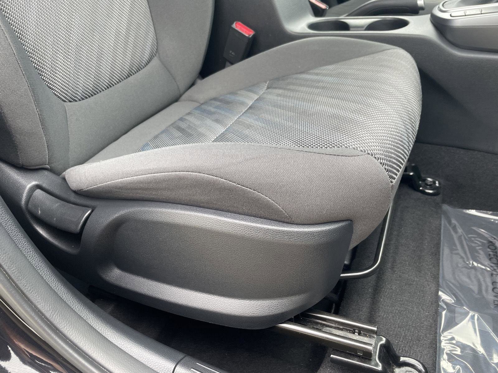 Used 2022 Kia Seltos LX image 3