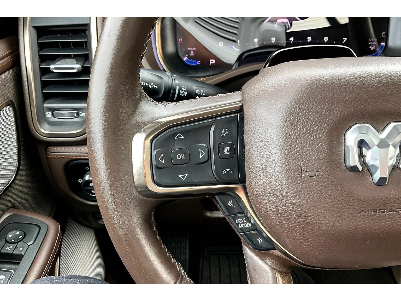 Certified 2025 RAM 1500 Limited AWD/4WD image 11