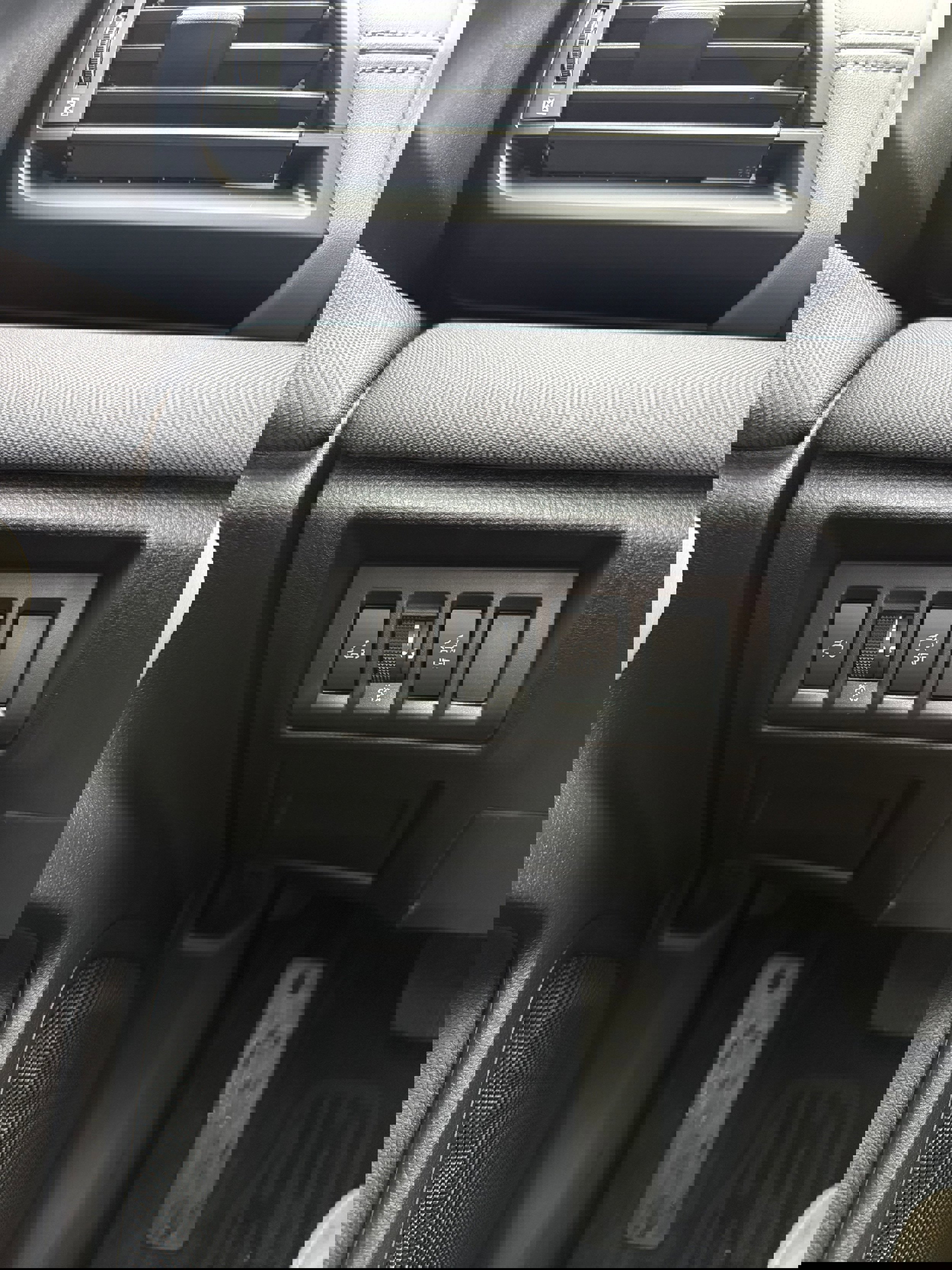 New 2025 Subaru Outback Premium image 14