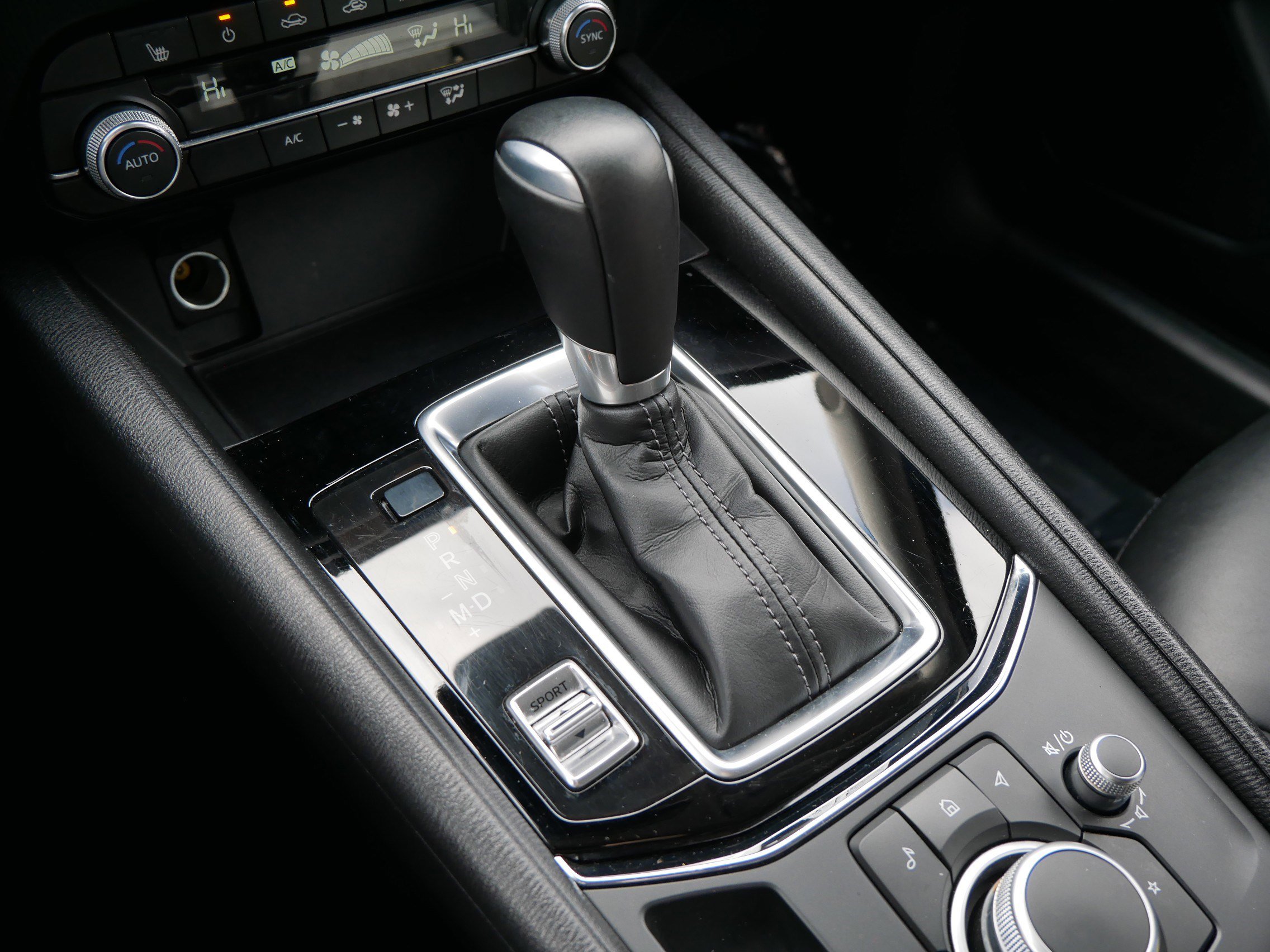 Used 2025 MAZDA CX-5 AWD 2.5 S w/ Select Package image 24