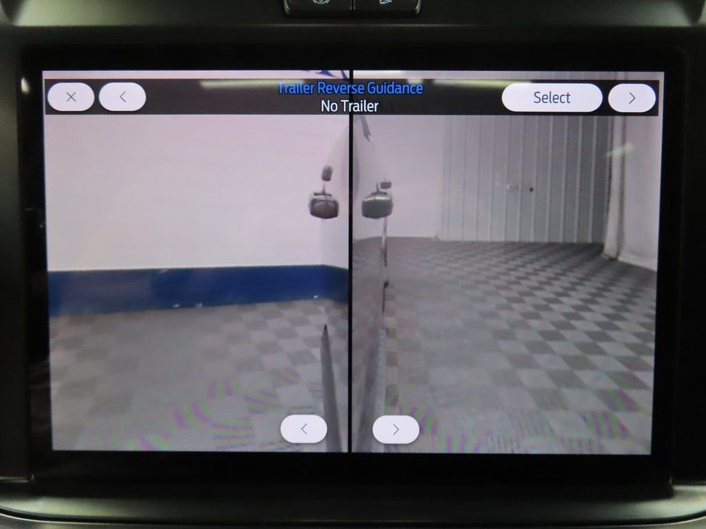 Used 2025 Ford F250 Lariat w/ Lariat Ultimate Package image 24