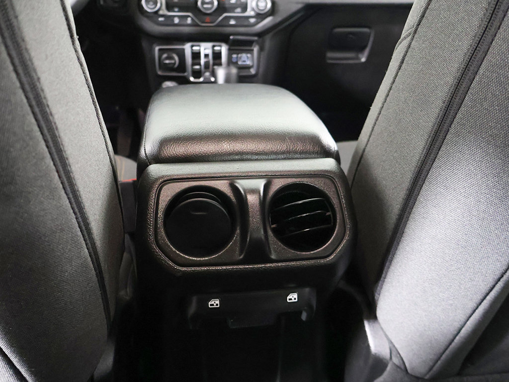 Used 2026 Jeep Wrangler Unlimited Sport AWD/4WD image 31