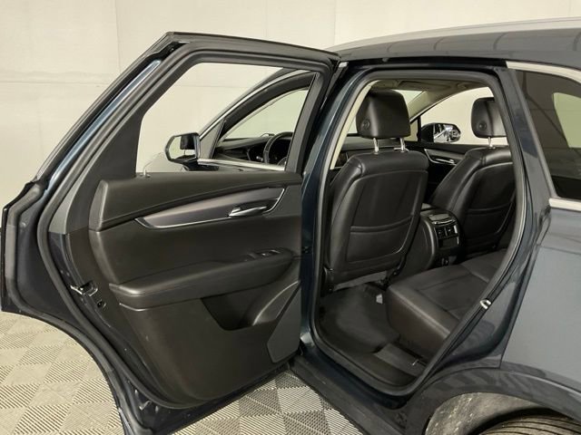 Used 2019 Cadillac XT5 Premium Luxury w/ Driver Assist Package AWD/4WD image 31