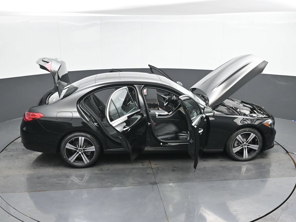 Used 2025 Mercedes-Benz C 300 4MATIC Sedan image 47