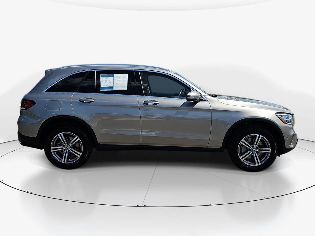 Used 2022 Mercedes-Benz GLC 300 image 4