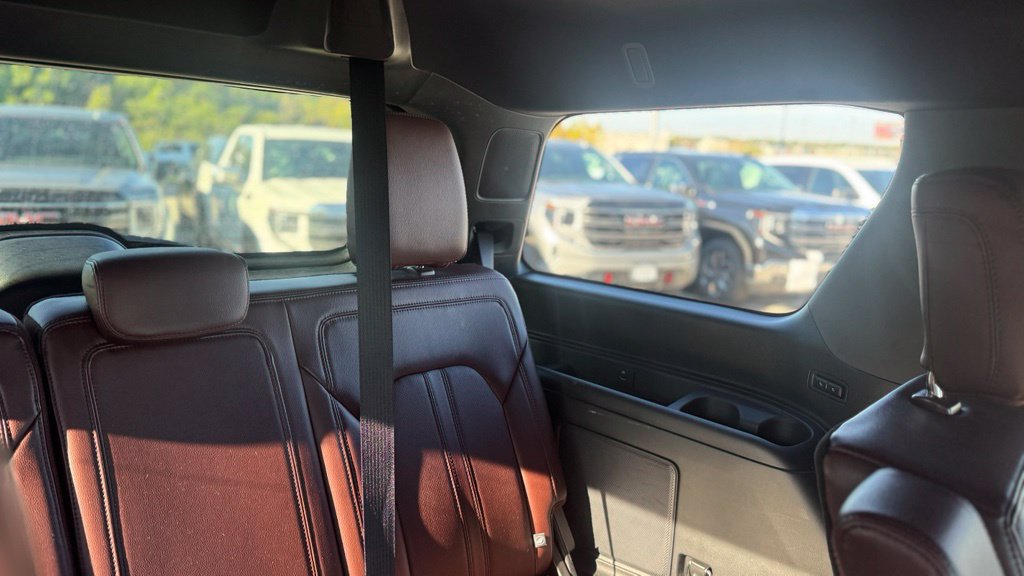Used 2022 Ford Expedition Limited AWD/4WD image 16